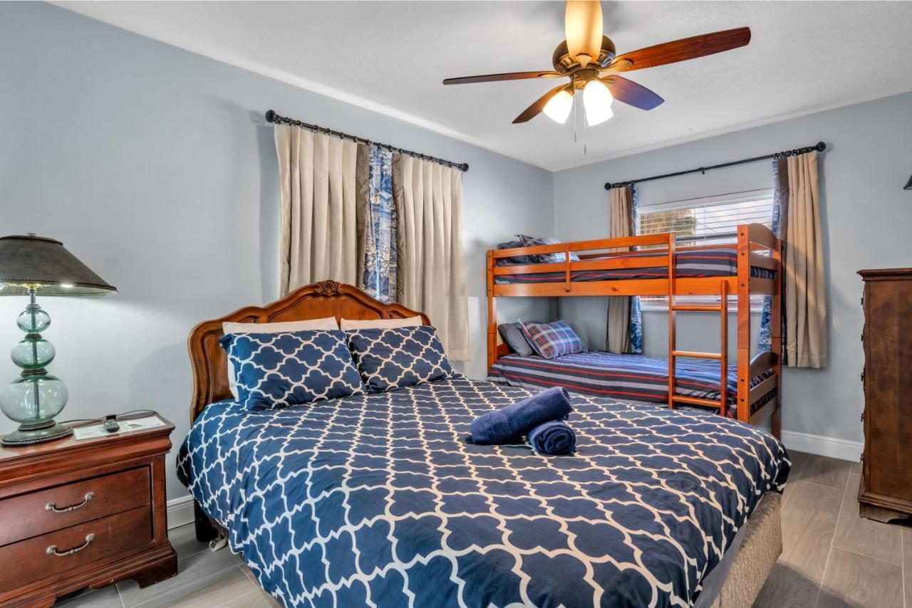 פומפנו ביץ' 4 Bd Near Beach Spacious Solar Heated Pool Waterfront Home מראה חיצוני תמונה